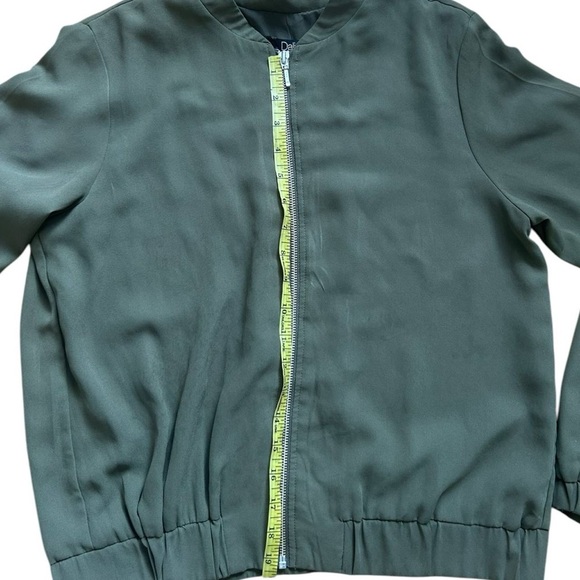 Dalia Silky Bomber Jacket - Picture 4 of 6